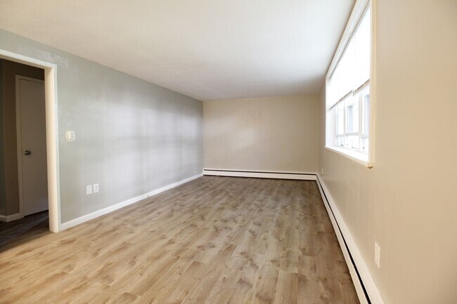 Building Photo - 1 Bedroom | 1 Bath - NEW RENOVATION Audubo...