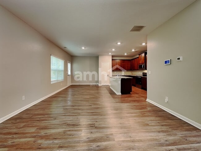 Building Photo - 116 Al Jennah Blvd