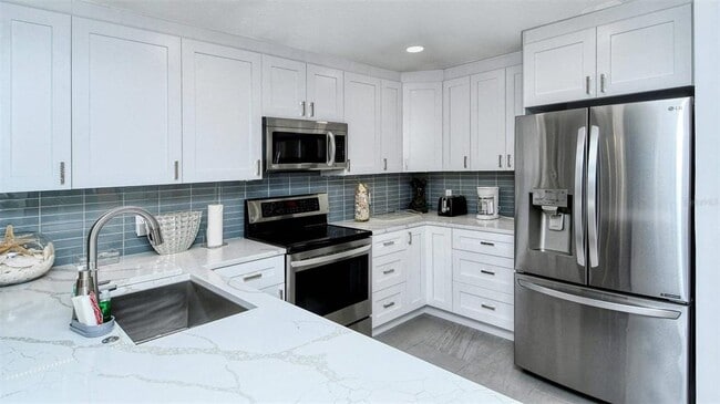 Building Photo - 1255 E Peppertree Dr