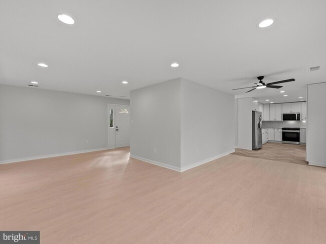 Building Photo - 2852 Cedarest Rd
