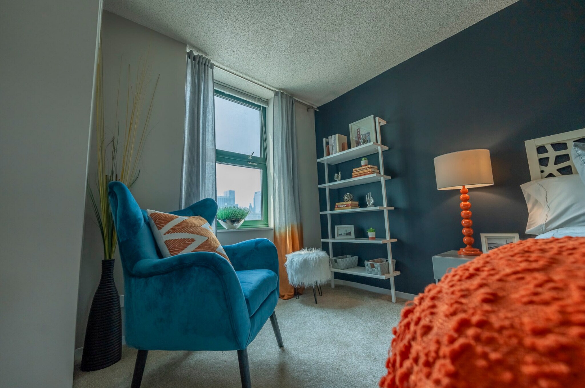 Building Photo - 70 W Huron St