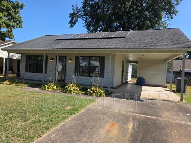Building Photo - 113 Northfield Dr