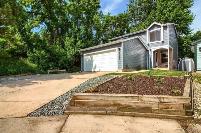Primary Photo - "Charming 3-Bed Home with Finished Basemen...