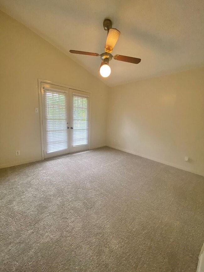 Building Photo - MOVE IN NOW  - SOMERSET - WEST CAMPUS - SPECTACULAR 2BD/BA - GATED - PARKING / WATER INCLUDED