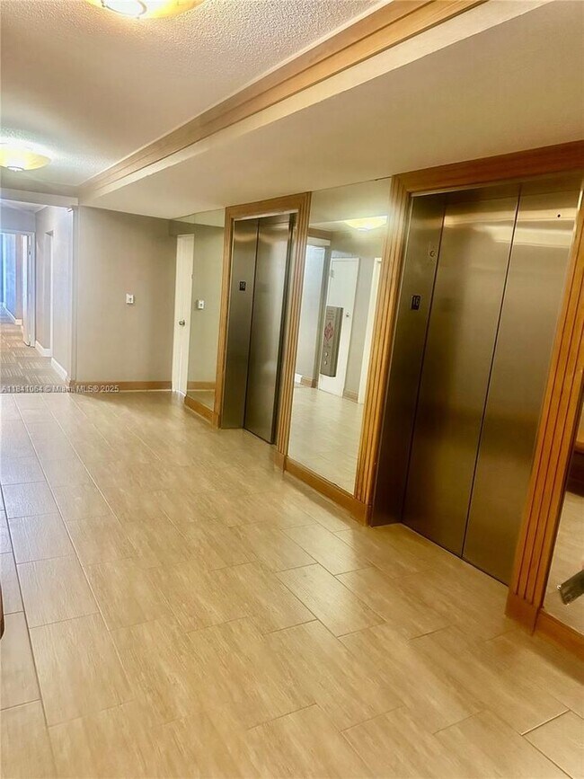 Building Photo - 11111 Biscayne Blvd