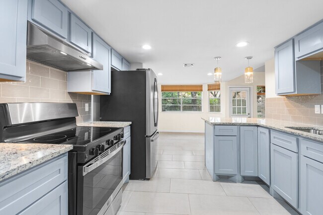 Building Photo - 8310 Watch Tower St