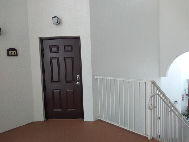 Building Photo - 8620 NW 97th Ave