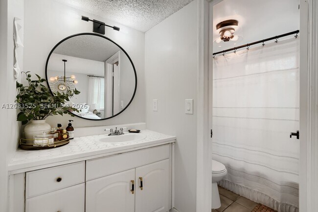 Building Photo - 9311 Orange Grove Dr