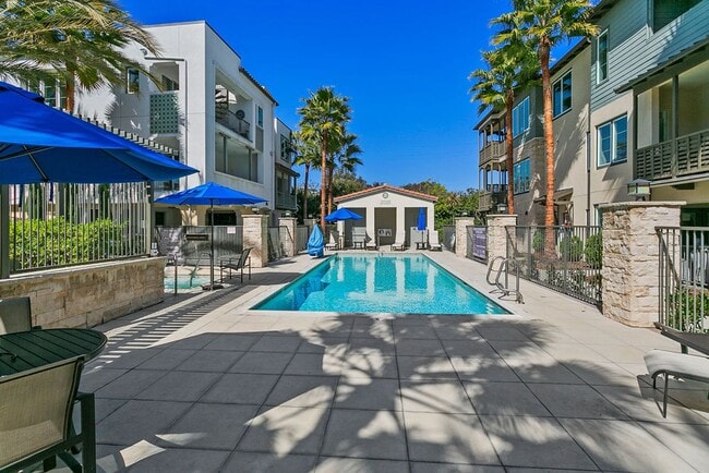 Building Photo - Doheny Beach Gem