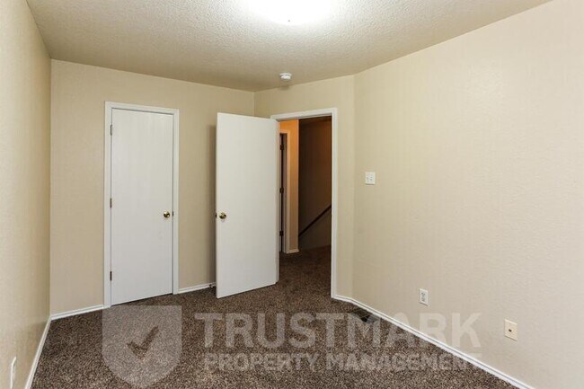 Building Photo - 4501 Mattie Dr