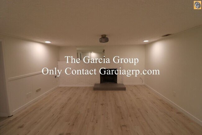 Building Photo - 1010 NE 153rd Ave