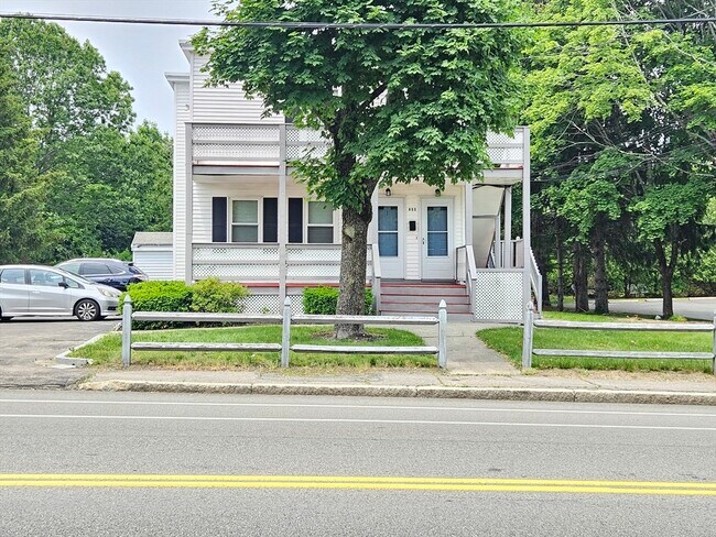 Primary Photo - 453 Pond St