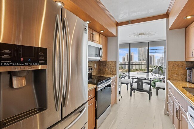 Building Photo - 19707 Turnberry Way