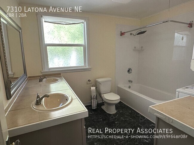 Building Photo - 7310 Latona Ave NE