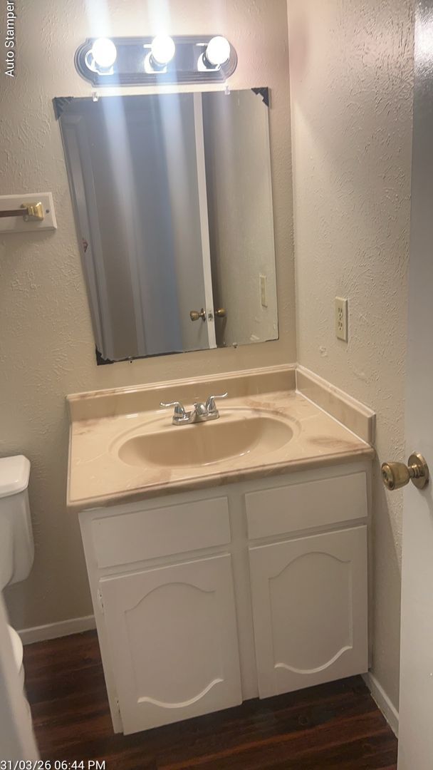 Building Photo - 6541 Wakefield Rd