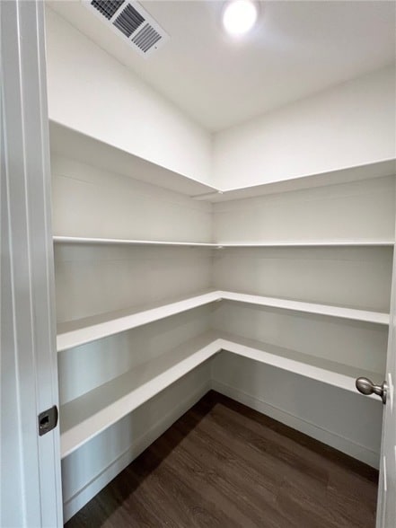 Building Photo - 6807 Toby St