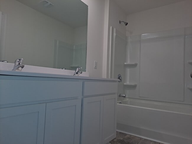 Building Photo - 144 Ibis Loop