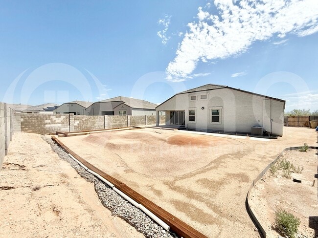 Building Photo - 30932 W Verde Ln