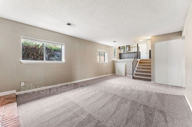 Building Photo - 1786 S Waco Ct