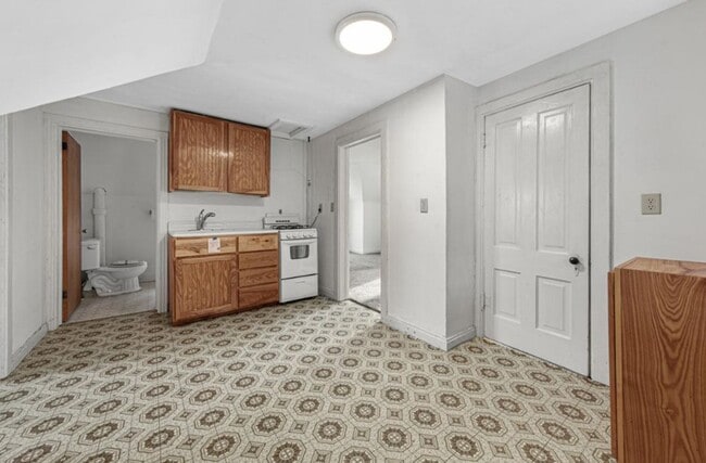 Building Photo - 1 bedroom 1 bath apartment