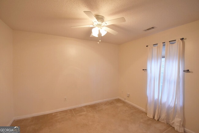 Building Photo - 715 S Fairfield Dr