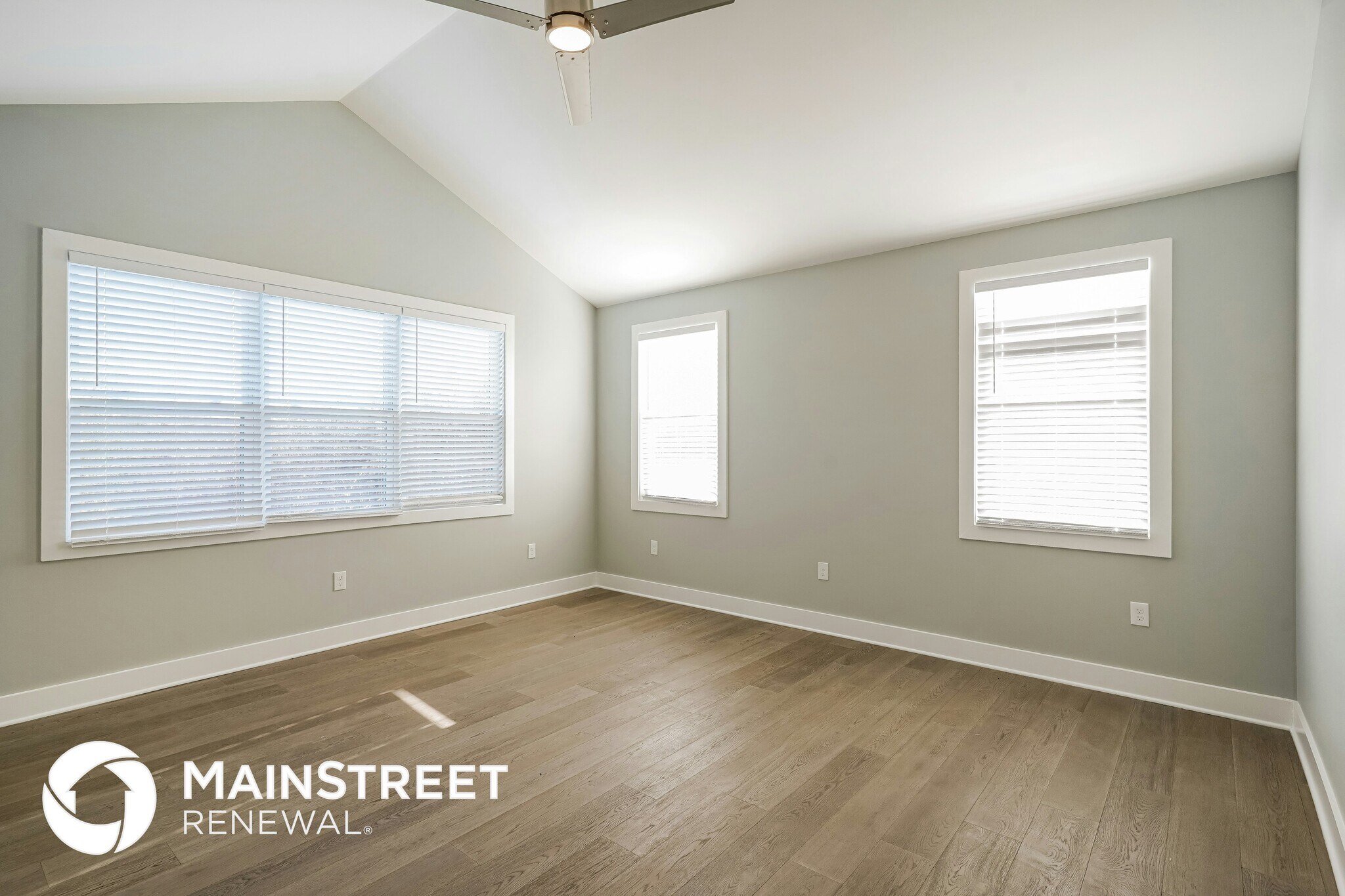 Building Photo - 922 Crescent Hill Rd