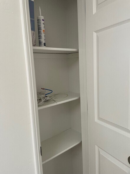 pantry - 5722 Riley St