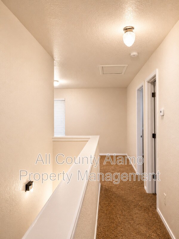 Building Photo - 9631 Sandflat Pass