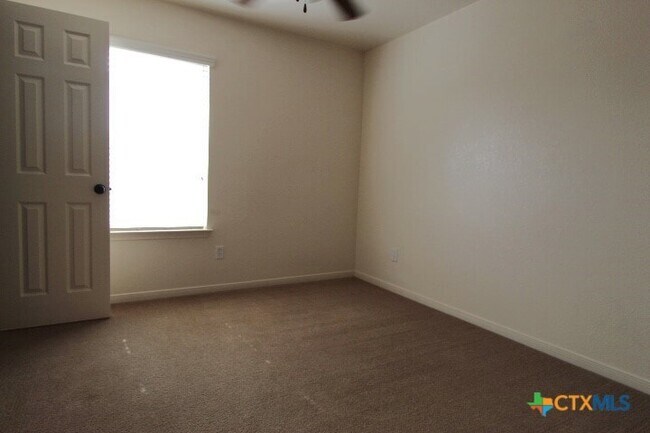 Building Photo - 3517 Settlement Rd