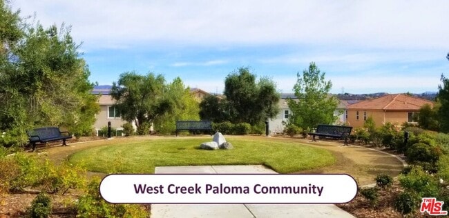 Building Photo - 28629 Solana Ct