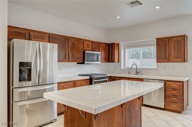 Building Photo - 6012 Prospector Trail