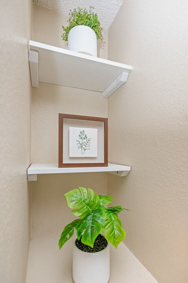 Building Photo - Charming Furnished Condo in Taku/Campbell - Everything You Need in One Place!