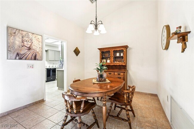 Building Photo - 3013 Sungold Dr