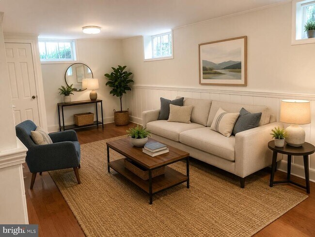 Building Photo - 4843 Butterworth Pl NW