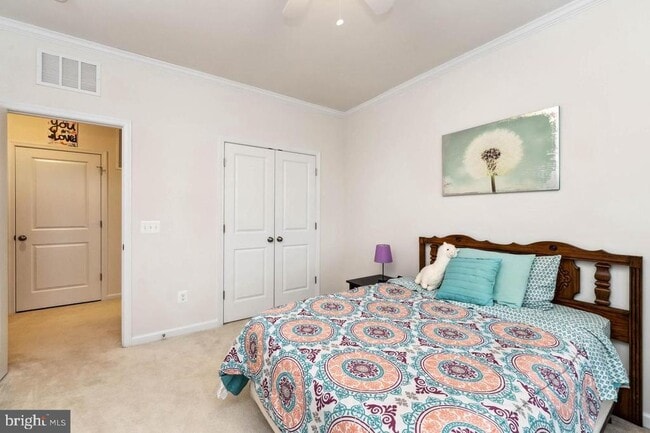 Building Photo - 24525 Glenville Grv Ter