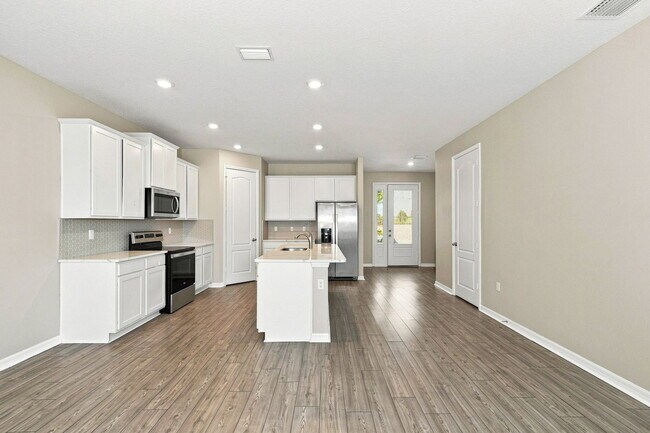 Building Photo - 11410 Cay Spruce Wy