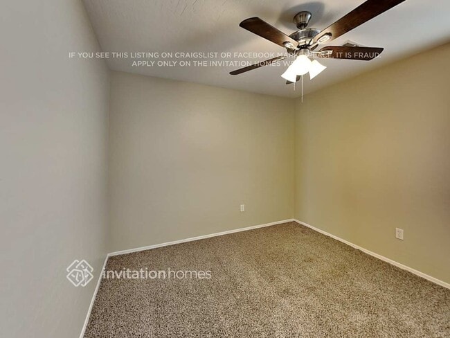 Building Photo - 13446 W Keim Dr