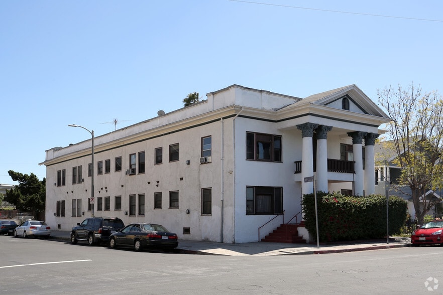 Primary Photo - 1400 Albany St