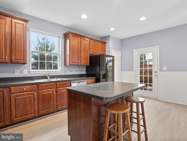 Building Photo - 14151 Gabrielle Way