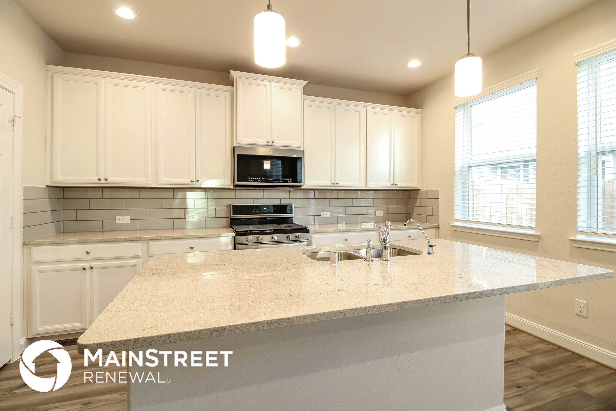 Building Photo - 9813 Falling Fern Ln