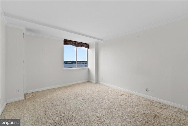 Building Photo - 501 Slaters Ln