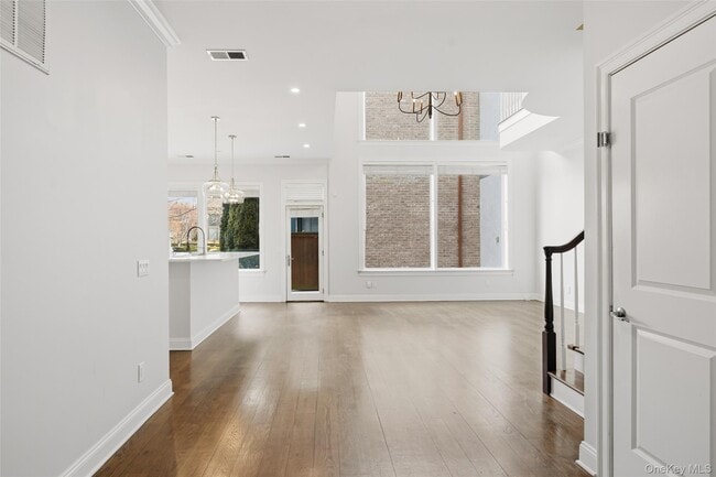 Building Photo - 21 Rivers Edge Dr