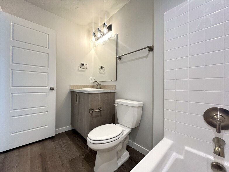 Building Photo - 3089 E Mossy Creek Dr