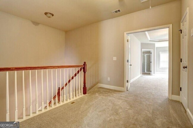 Building Photo - 12820 Doe Dr