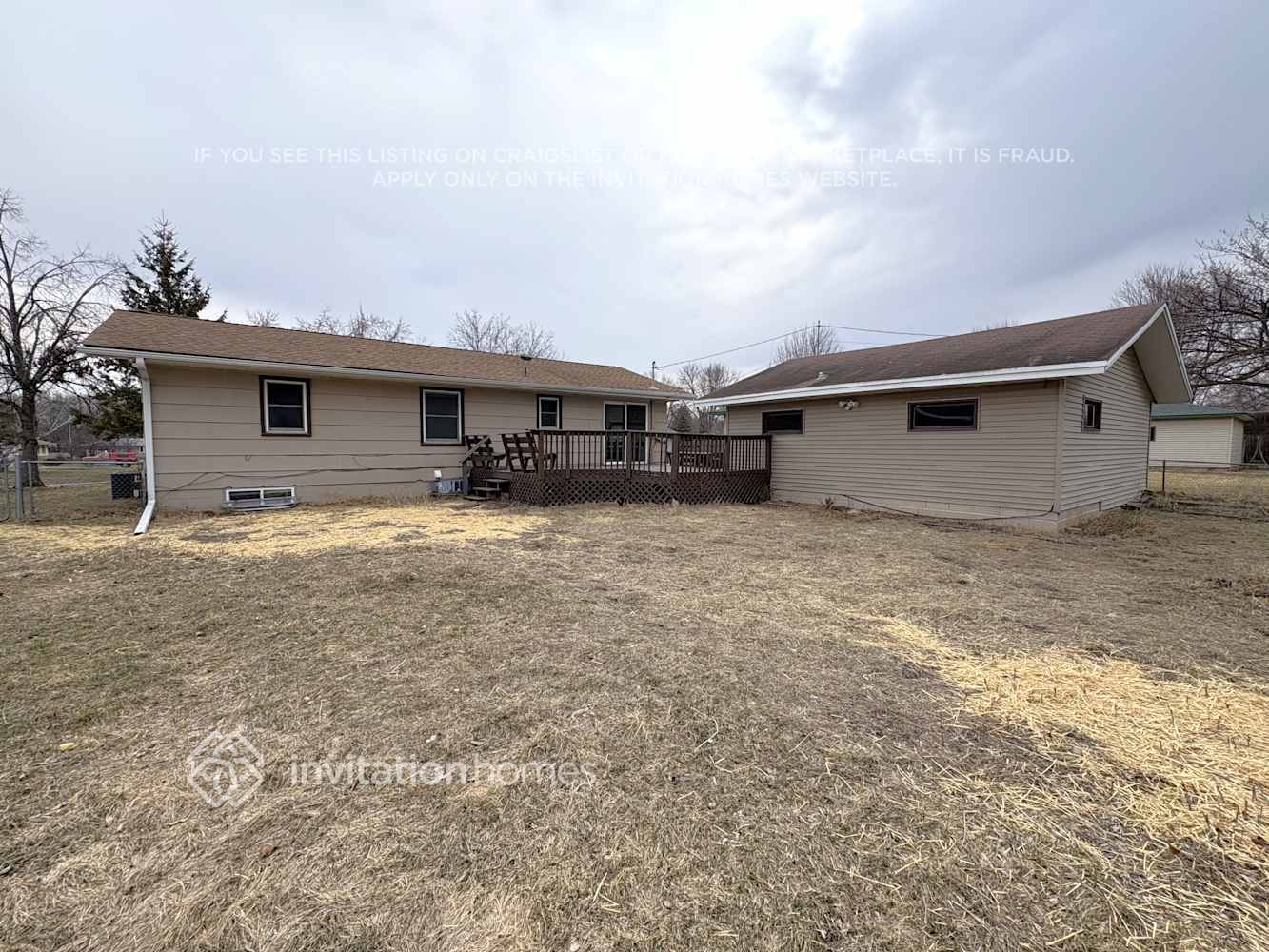 Building Photo - 224 Oak Park Dr NE