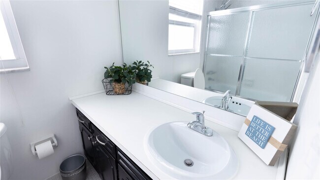 Building Photo - 3100 N Course Ln