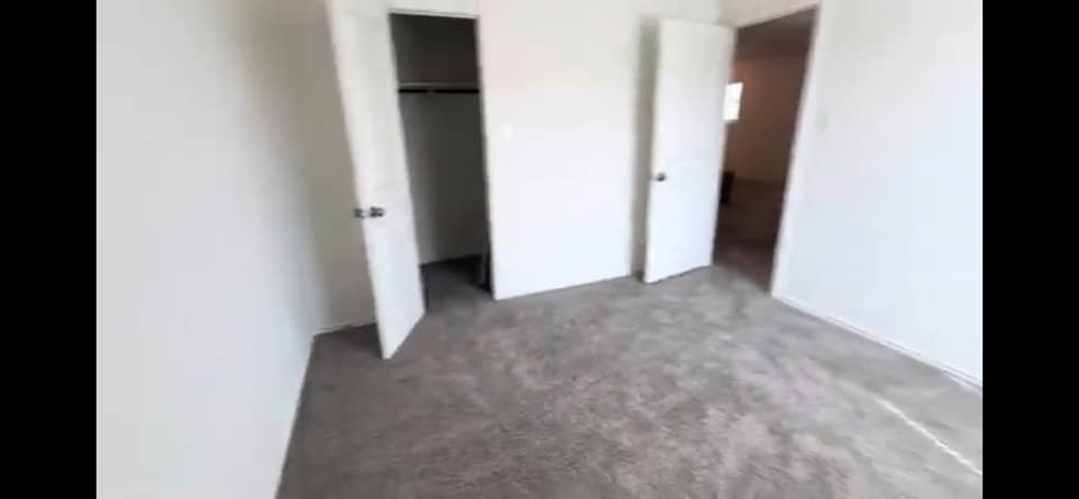 Building Photo - 22611 Bristlegrass Ln