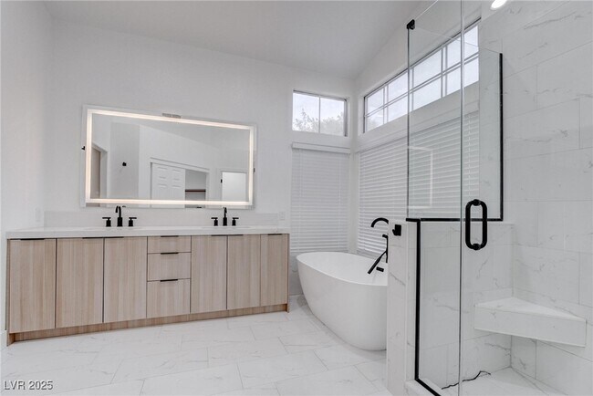 Building Photo - 8608 Highacre Dr