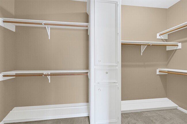 Building Photo - 4314 Amber Lake Dr