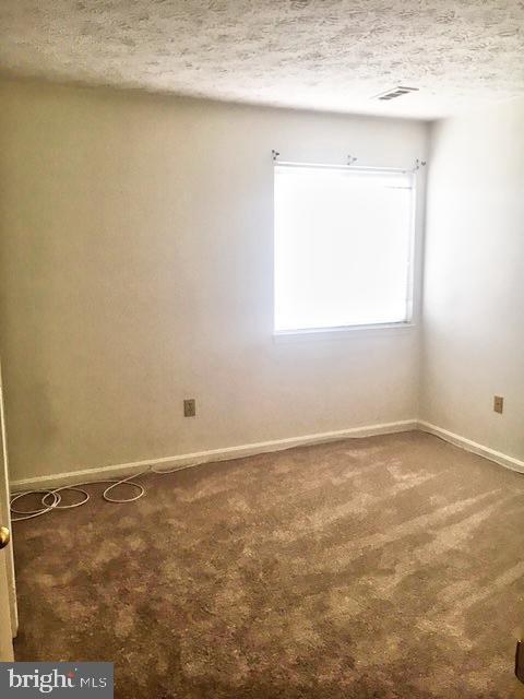 Building Photo - 2145 Wainwright Ct